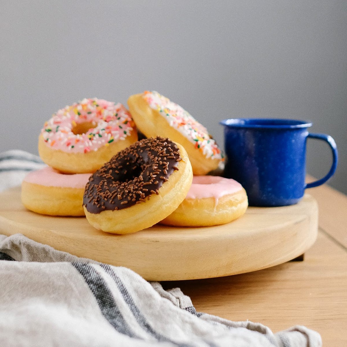 Roll-N-Donuts Cafe & Douangchay's Kitchen Photos 2